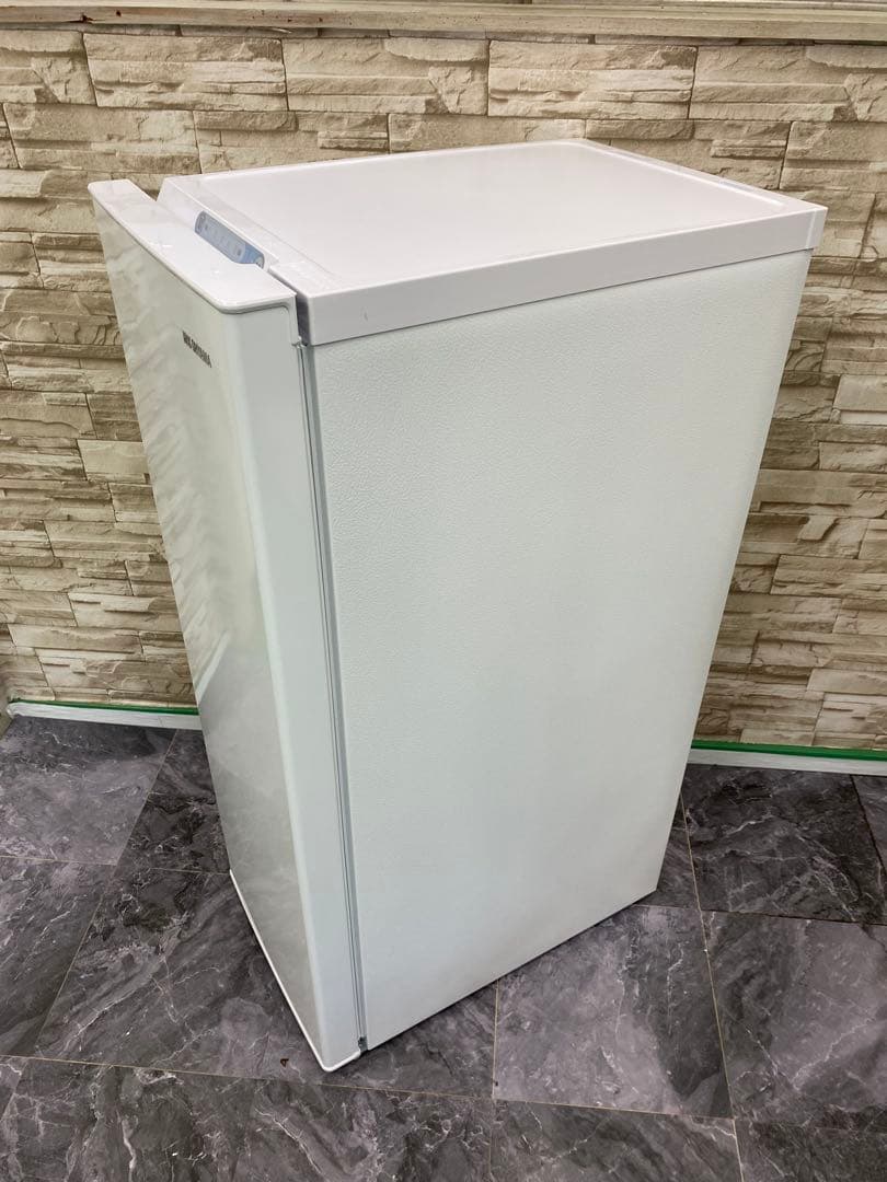 【美品】アイリスオーヤマ IUSN-8A-W ノンフロン冷凍庫 80L 24年製