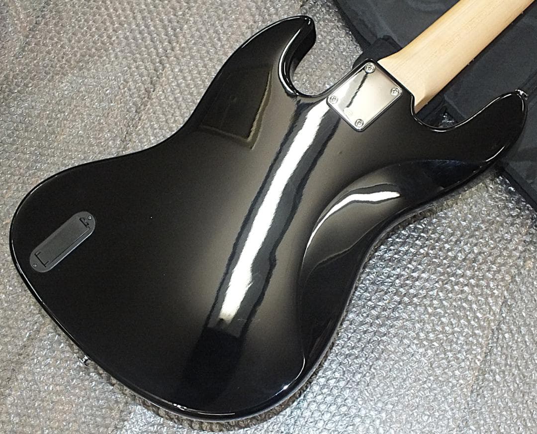 Bacchus・バッカス・WJB5-630・5弦ベース・アクティブ