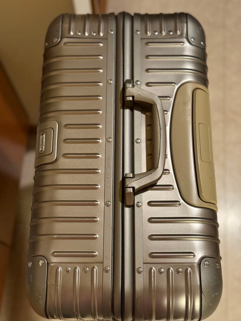 最終お値下げ‼️RIMOWAトパーズチタニウム 85L Check-In L