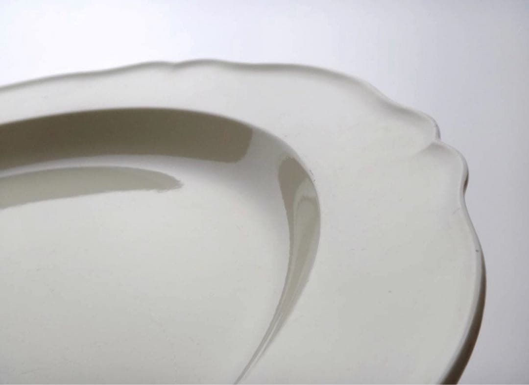 大きいサイズの初期ウェッジウッド　花リム皿 19世紀 ◆ アンティーク プレート