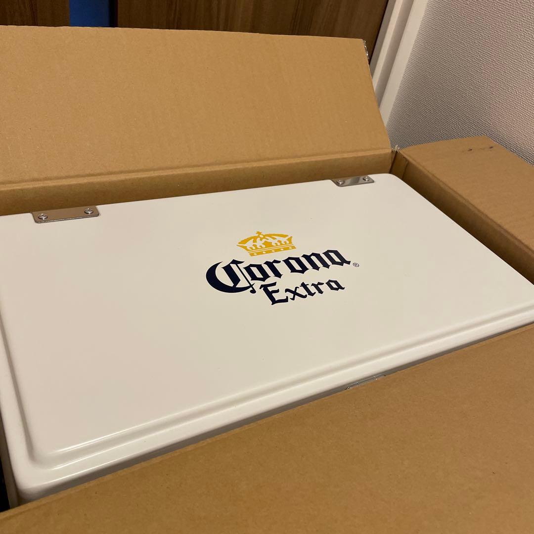 コロナエキストラ　瓶３３０ｍｌ×１８本入２０Ｌ限定デザインクーラーボックス付き