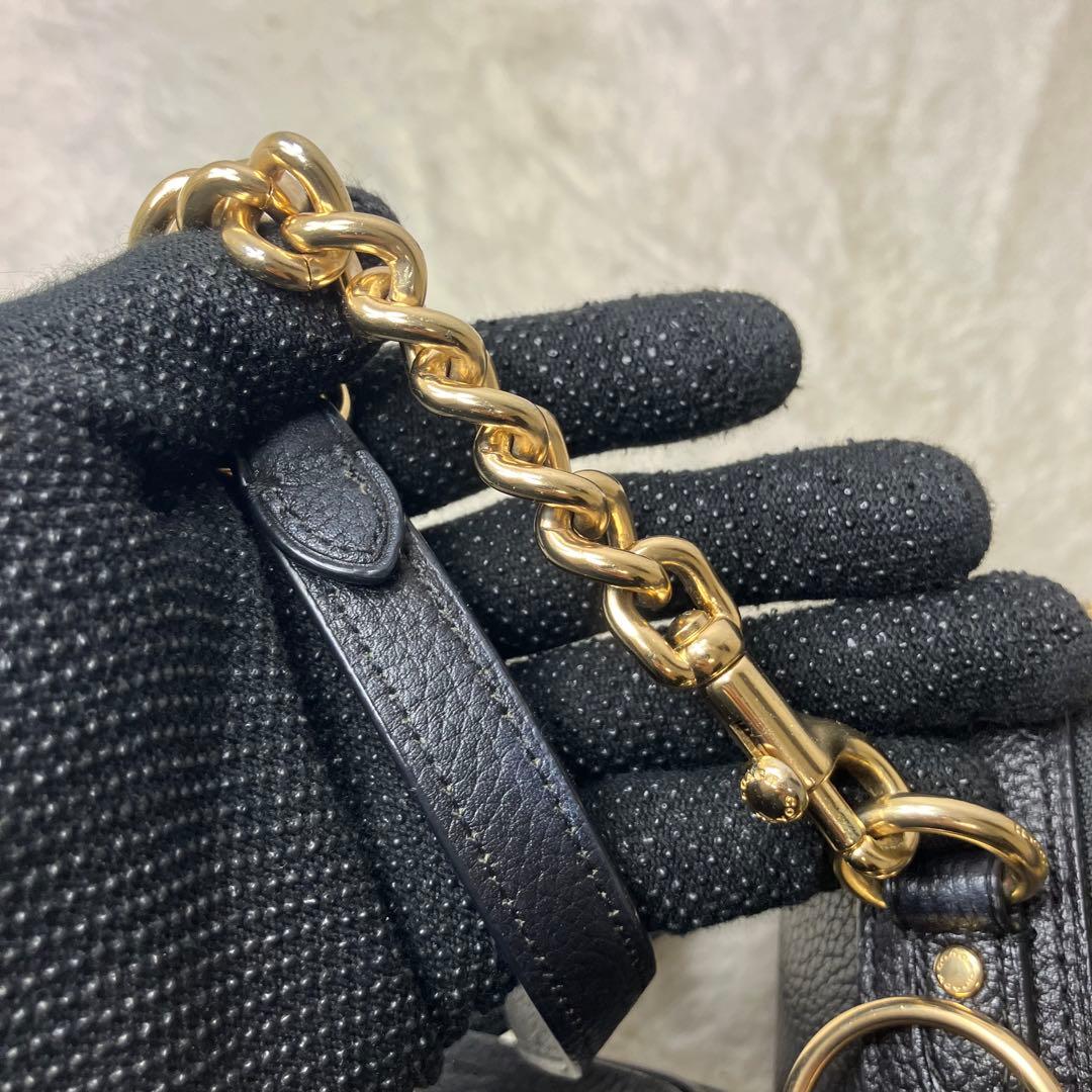 美品✨コーチ カメラバッグ シボ革 チェーン ゴールド金具 ショルダーバッグ 黒