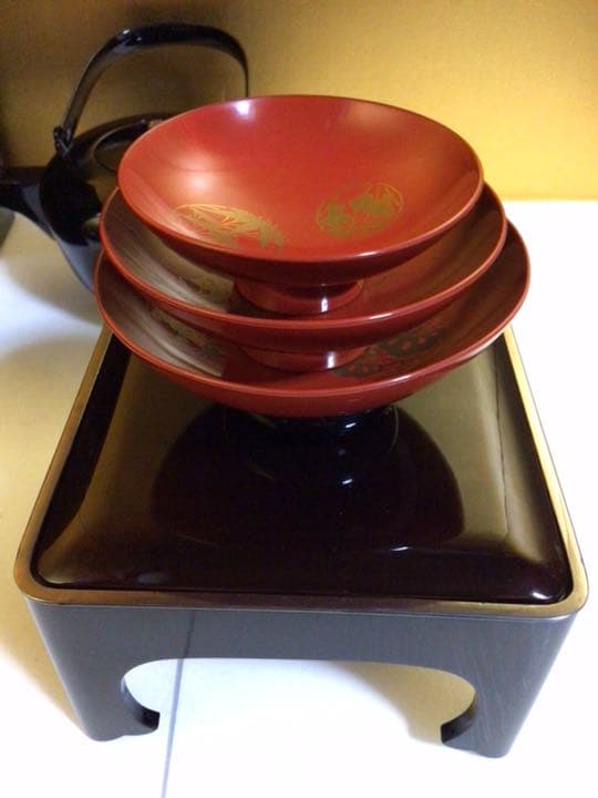 祝重一揃　銀縁がお洒落　共木箱付き