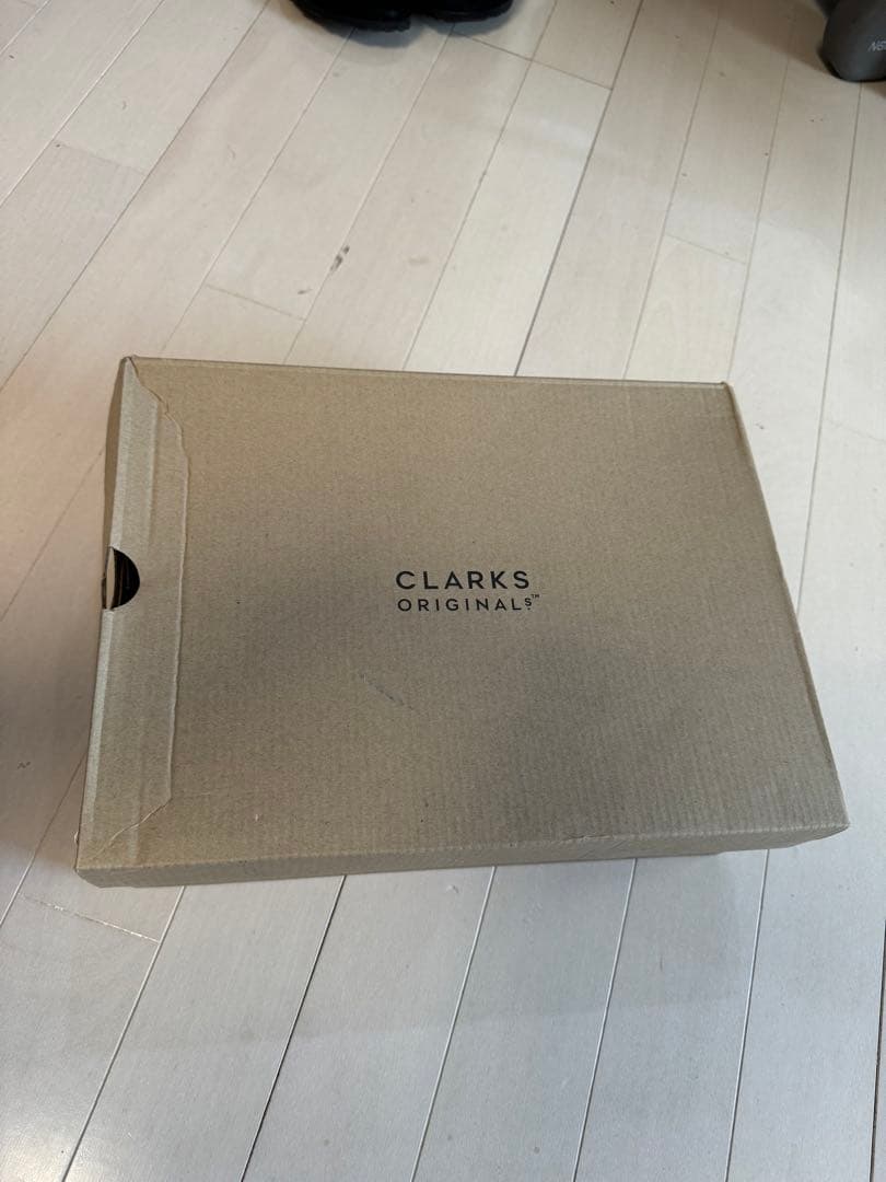 クラークス ワラビー ゴアテックス