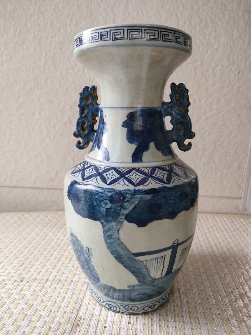 ●染付青花 壺（獅子耳付き）高さ約33cm／中国古陶磁／花瓶／アンティーク