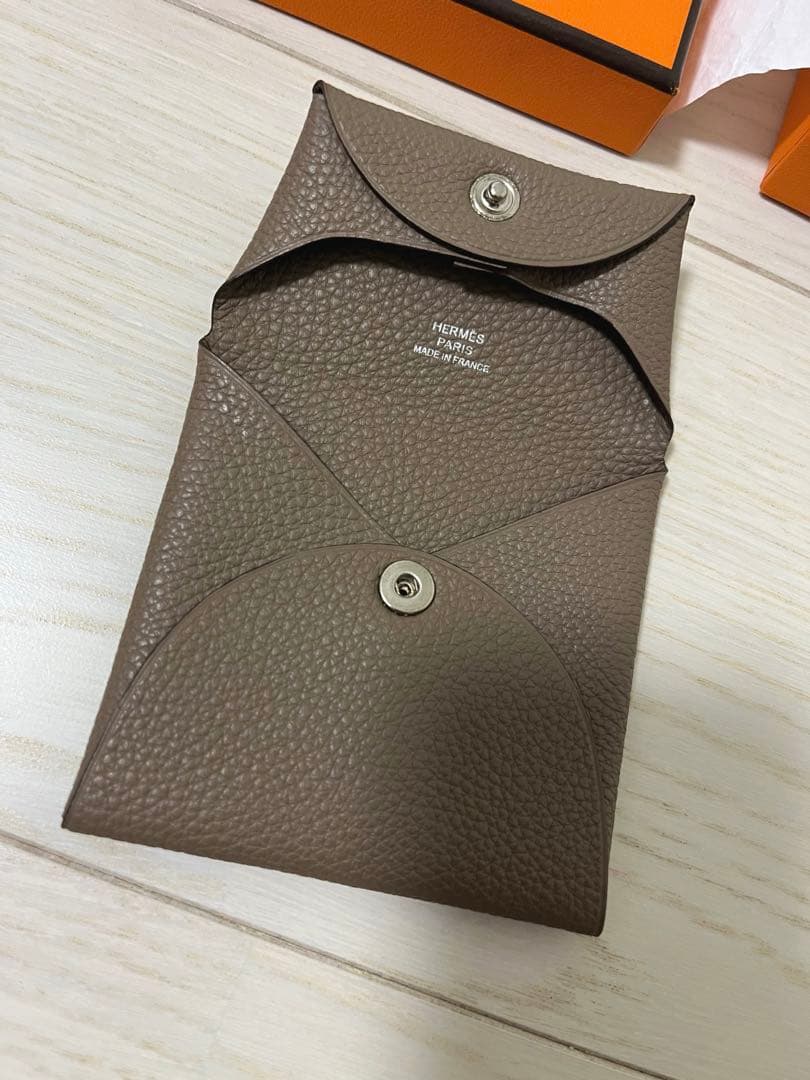 新品同様HERMES バスティア ケース エトゥープ