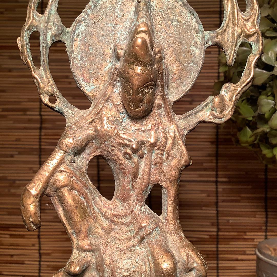 中国・大唐期「秘仏・観自在菩薩坐像」唐王朝・中国大唐国・六角座・￼￼鍍金青銅