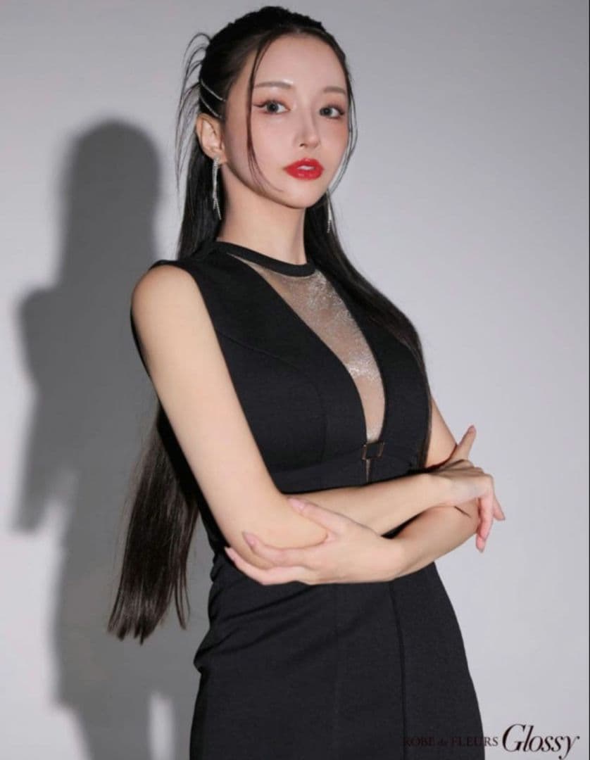 Glossy/グロッシー　キャバドレス　ブラック