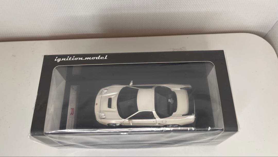 ignition.model NSX ホワイト 1/64