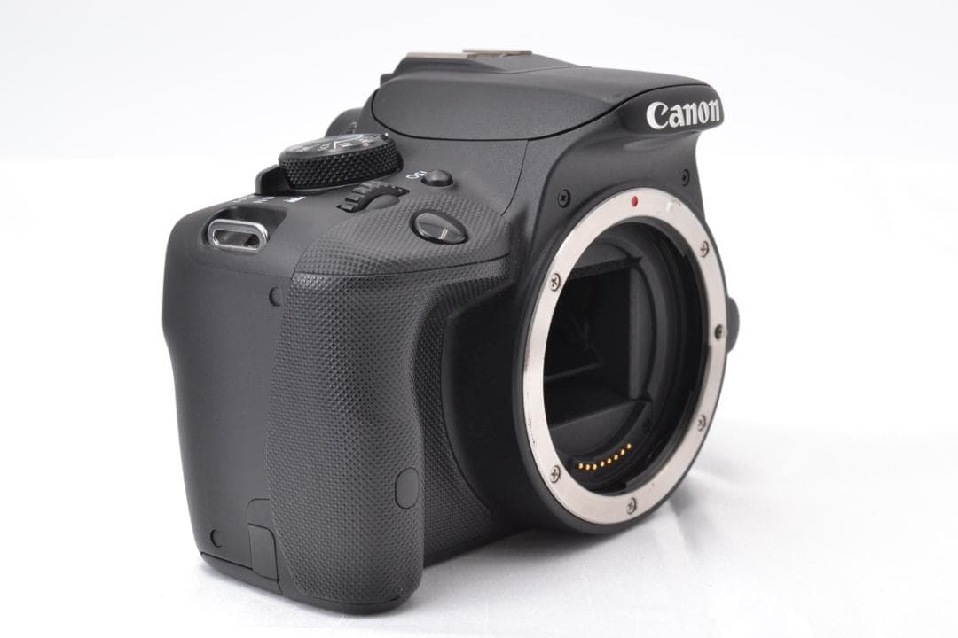 ■ 美品 ■ キャノン　Canon Kiss X7 ダブルズームキット 元箱有