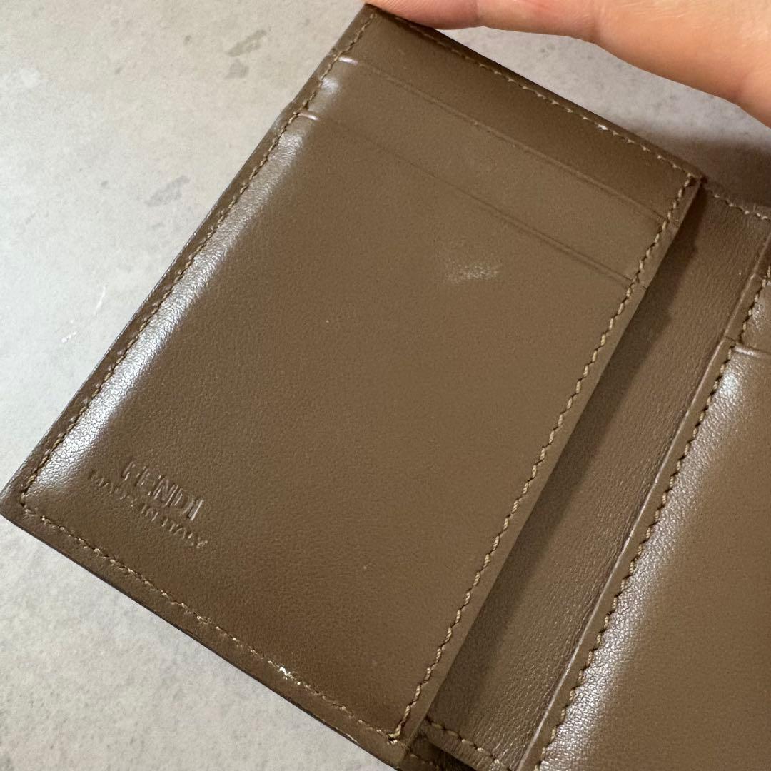 FENDI 三つ折り 財布 FF ダイヤモンド ズッカ