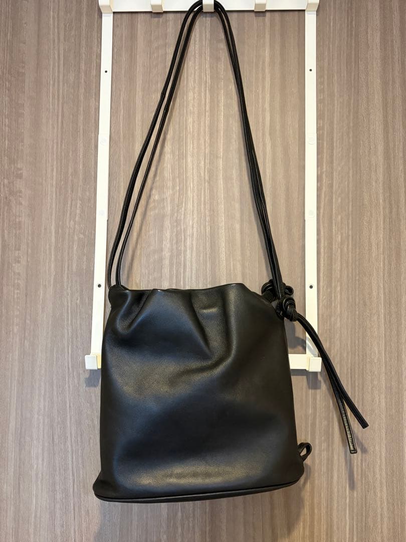 LA PEAU DE GEM レザー 巾着型ショルダーバッDRAWSTING