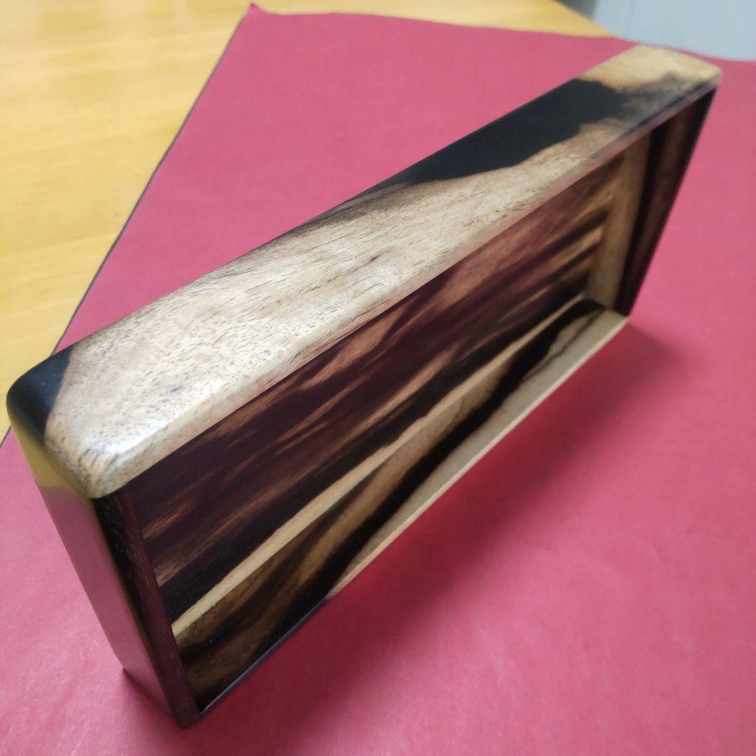 凄く個性的な極上杢‼️黒柿小物入れ