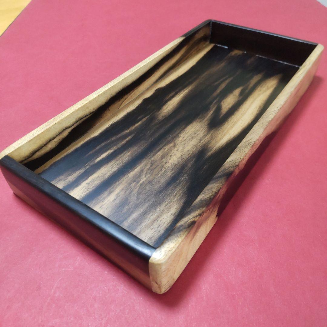 凄く個性的な極上杢‼️黒柿小物入れ