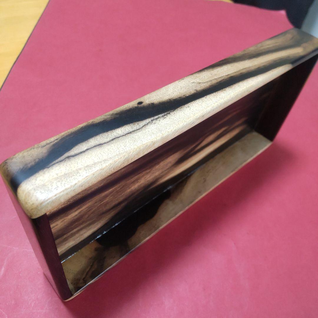 凄く個性的な極上杢‼️黒柿小物入れ