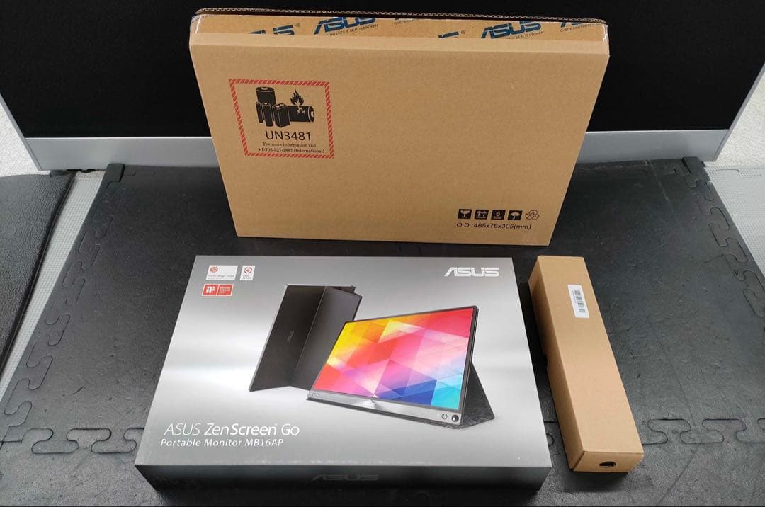 モバイルディスプレイ　ASUS ZenScreen Go (MB16AP)
