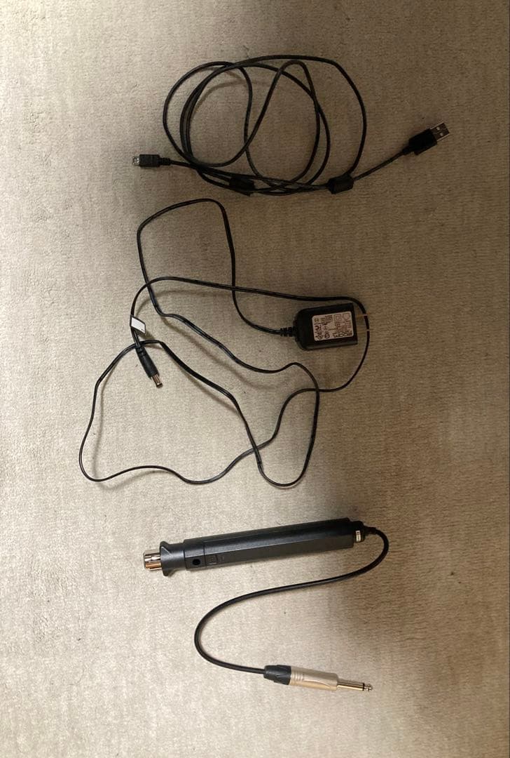 [美品][純正電源アダプターとPC用ケーブル付] ZOOM A1 FOUR