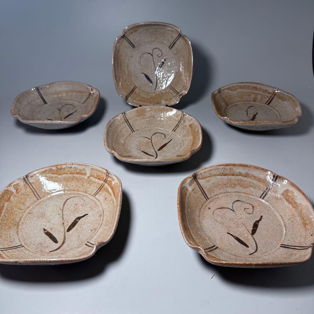 浜本洋好　造　絵唐津　草文様四方皿　大向付　六客　土を楽しむ　料理屋　雰囲気◎