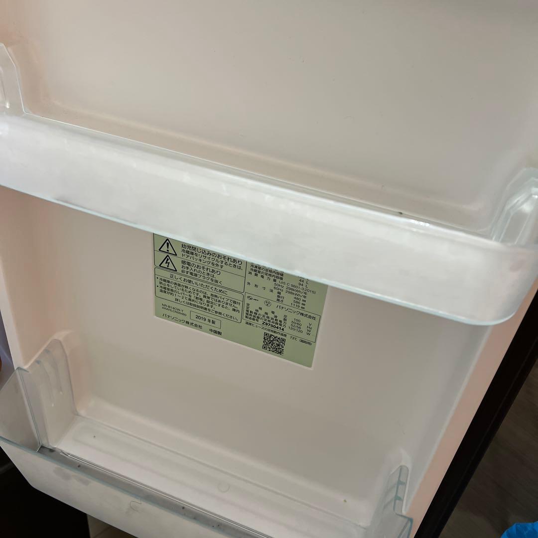 送料込み【10/4発送】138L Panasonic冷蔵庫NR-B14CW-T