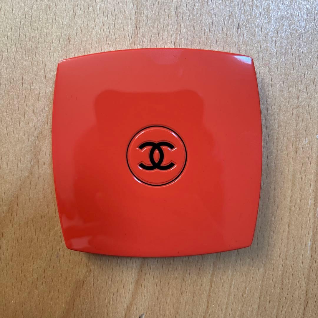 新品未使用　シャネル　コンパクトミラー　121 限定　ミロワール　プルミエール