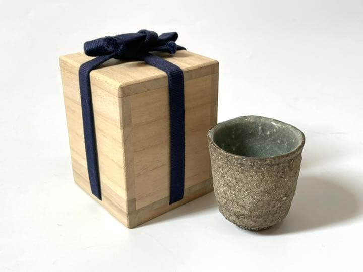 作家物　陶芸家　作者不明　炻器　酒器　酒盃　筒盃　ぐい呑　加守田章二