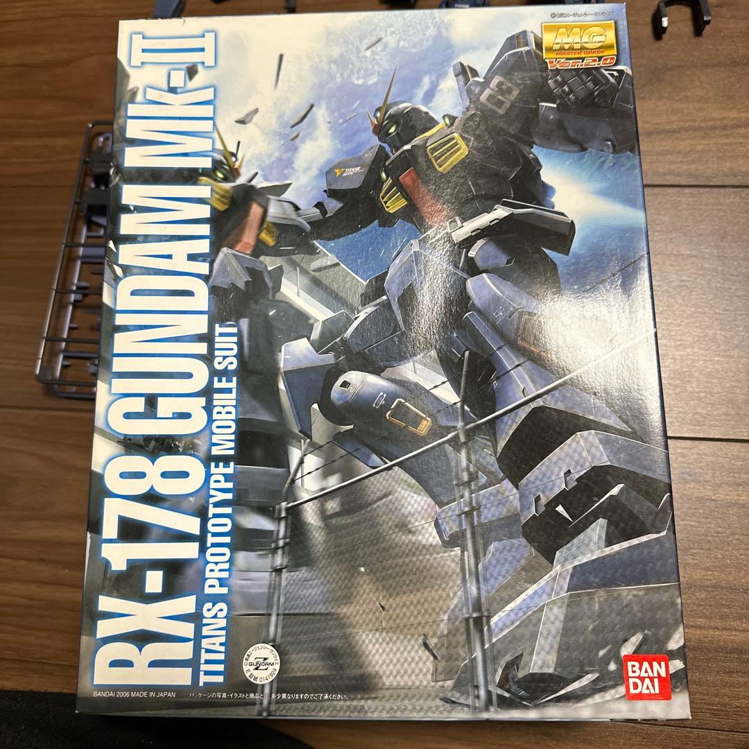 MG 1/100 ガンダムMk-Ⅱ ver2+ MG 1/100スーパーガンダム