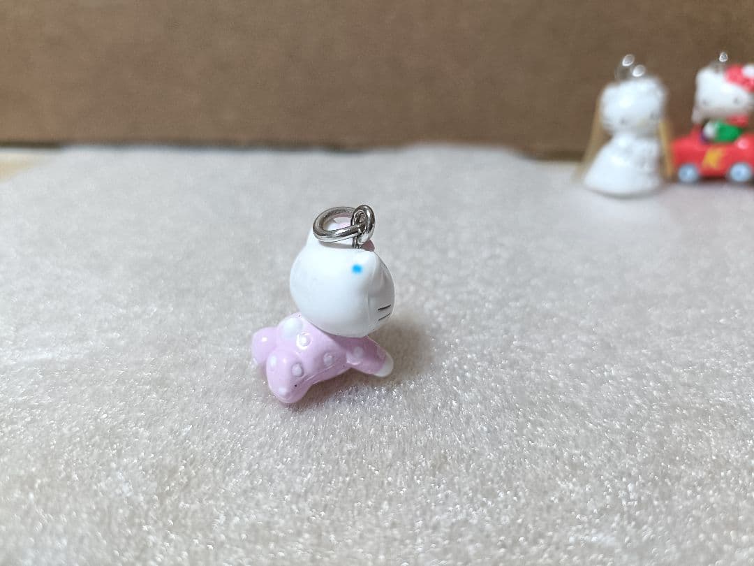 ゆ*リ様 ハローキティ キーホルダー 8個セット