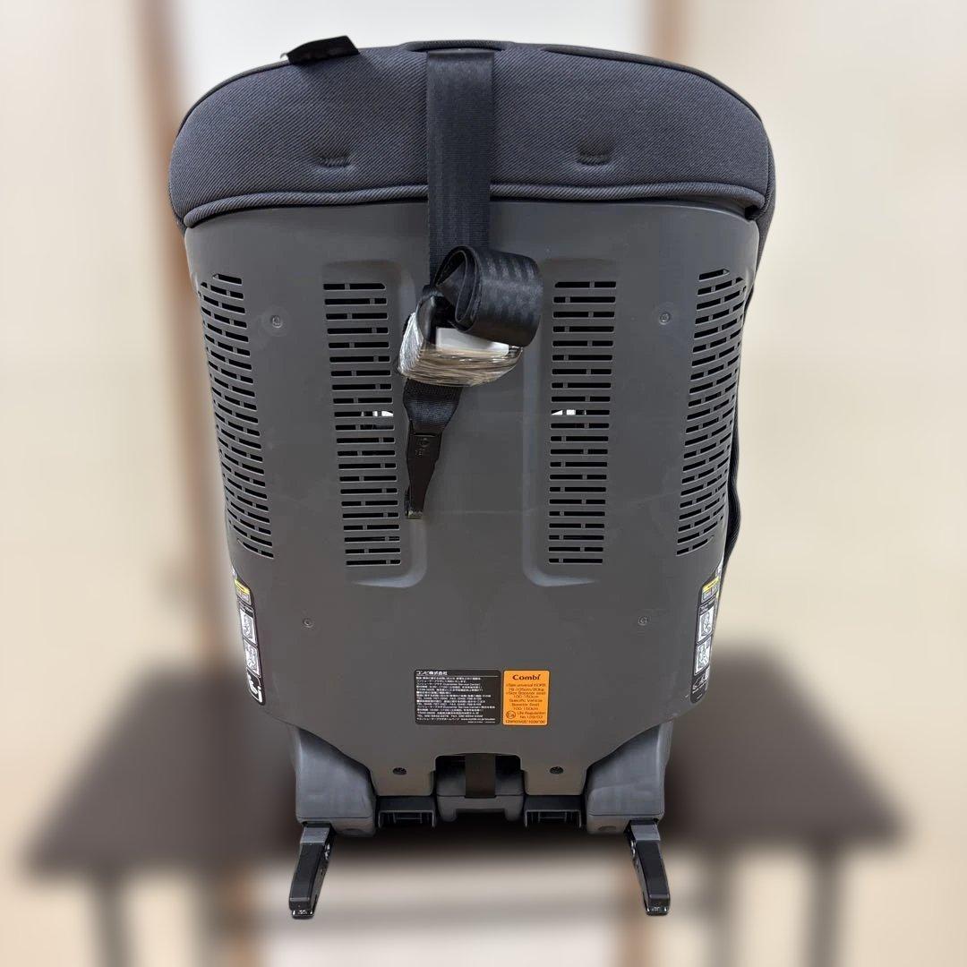 極美品　即日発送　コンビ ジョイトリップ アドバンス plus