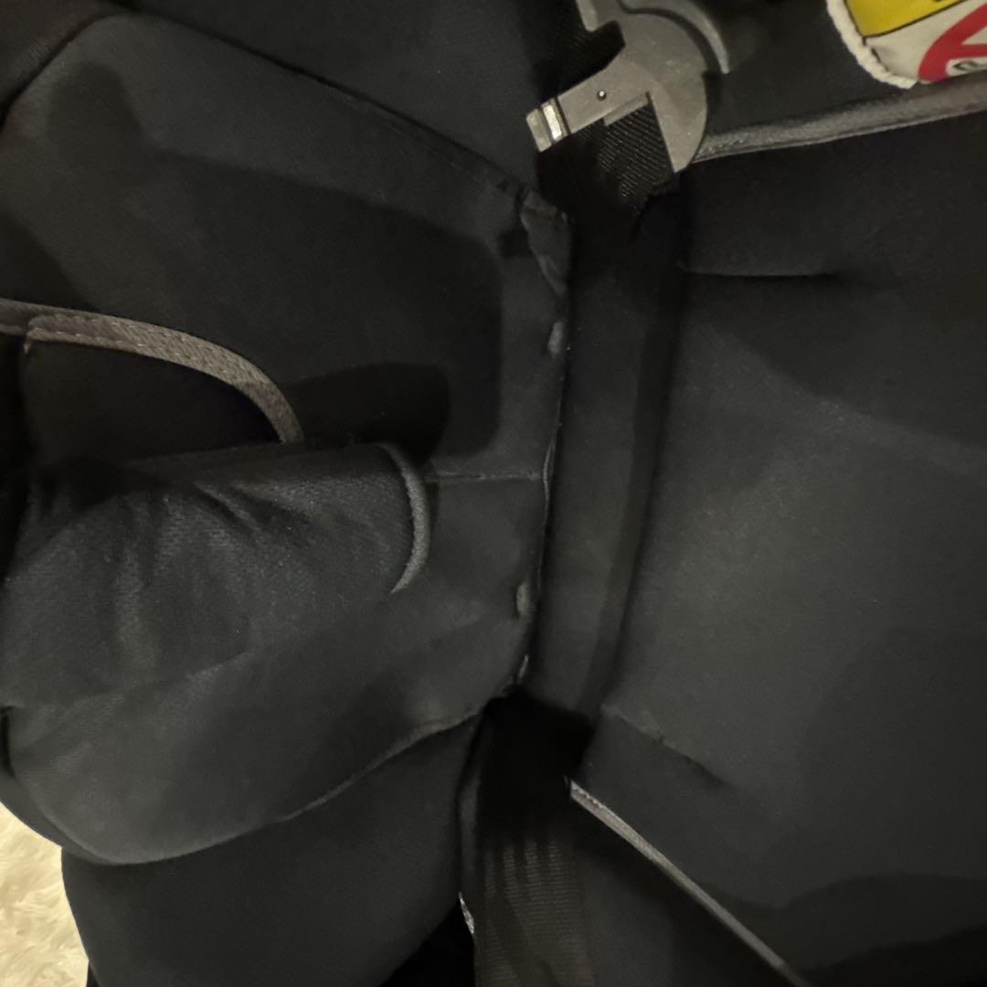 【クリーニング済】Apricaフラディア グロウ ISOFIX ブラックストーン