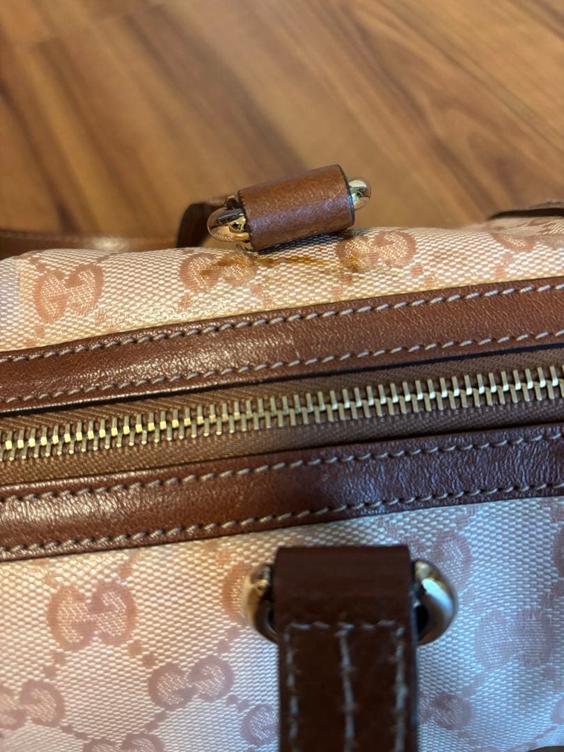 松木ホロみ　グッチ　GUCCI ミニボストンバッグ　ピンク　バッグ　リボン