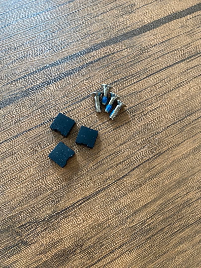 ASUS TUF Gaming VG27AQ 27インチWQHD（外箱損傷あり）