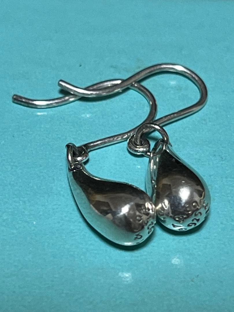 Tiffany ティアドロップ　エルサペレッティ　ピアス