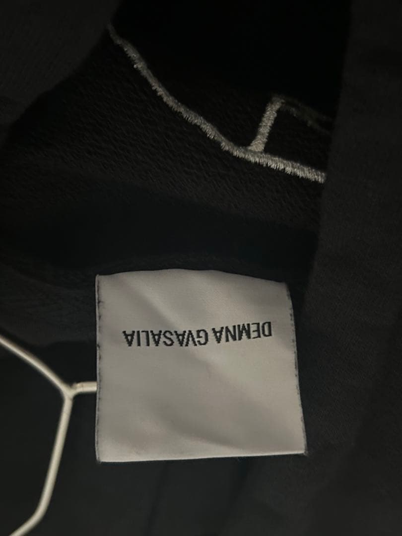 トップス vetements freehugs hoodie