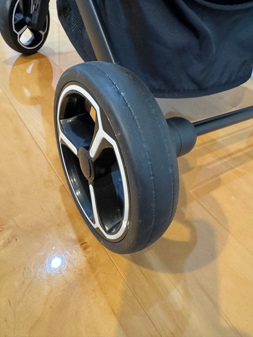 CARINO ペット用カート 新品　一流品　最高級です。Amazon5万以上