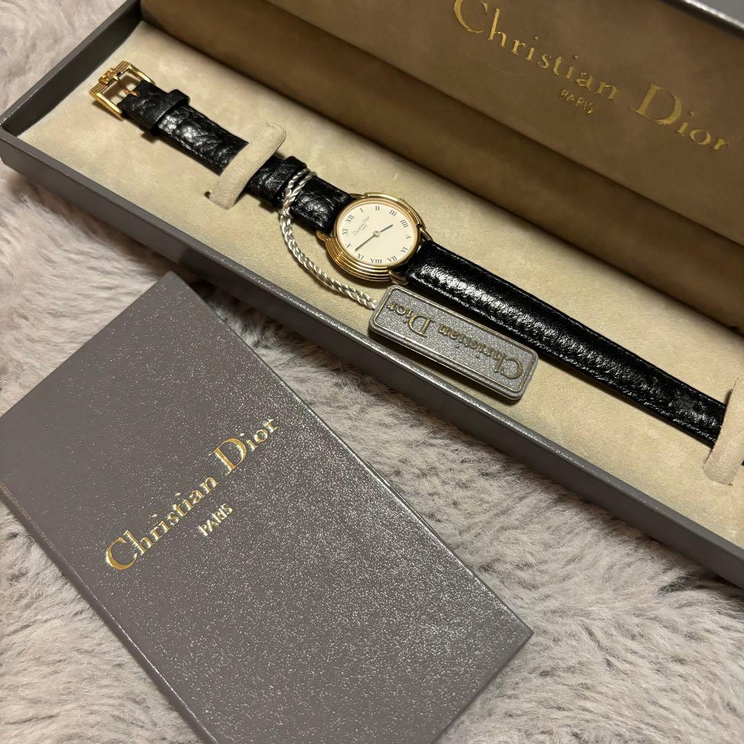 【お値下中‼️】クリスチャンディオール レディース腕時計 ホワイト文字盤　12