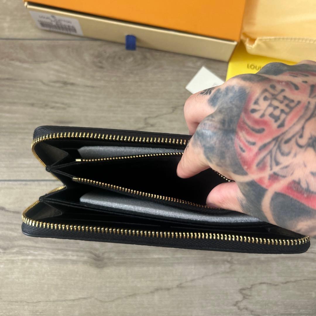 む*し様 Louis Vuitton モノグラム 長財布