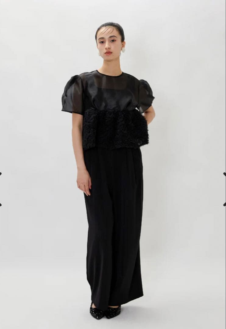 niana スウェルペプラムセットアップパンツドレス