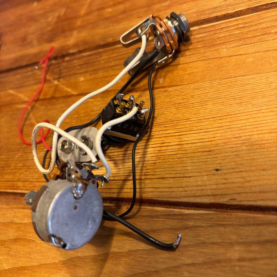 フェルナンデス F.G.I テクノロジー アクティブ ピックアップ fgi