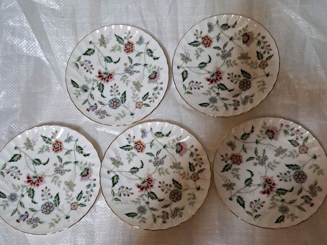 エクシード　ボン　カップ&ソーサー4個セット　大皿1枚　中皿5枚