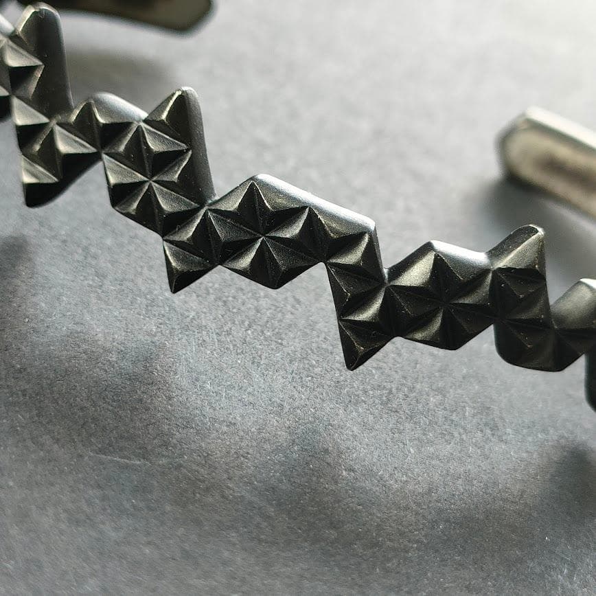 ワールドトリガー ホーントリガー ヒュース ランビリス 蝶の楯 銀製 SV925