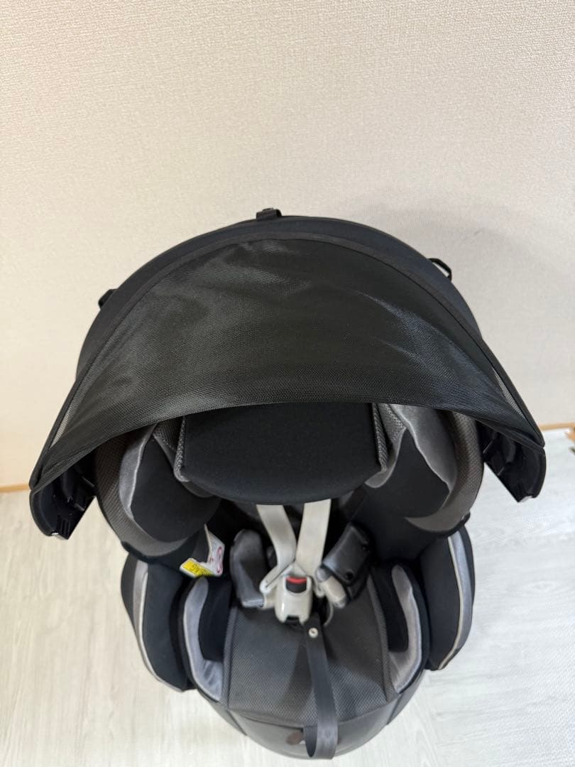 美品 Aprica フラディアラクート チャイルドシート　シェード付