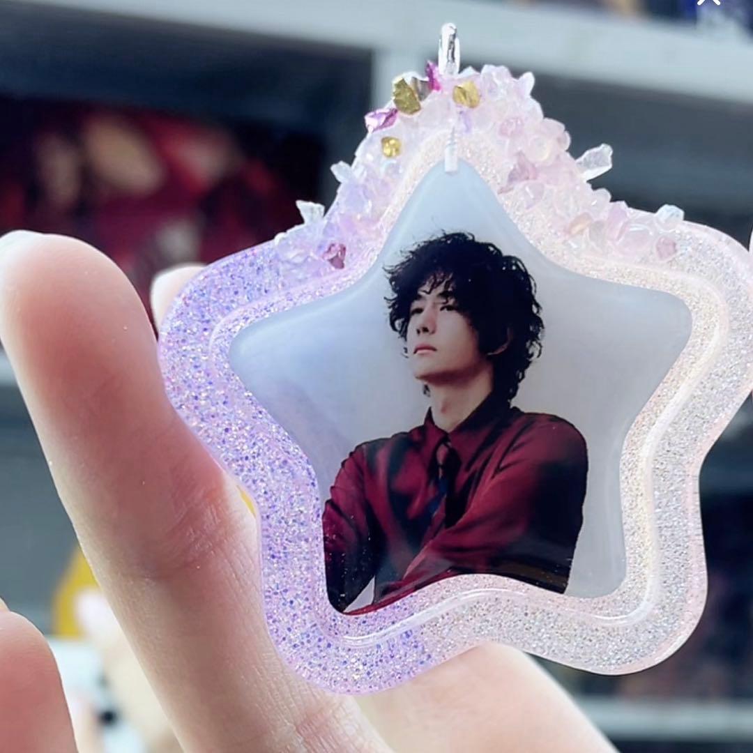 王一博 ゴージャスなキラキラ 星&ハート　レジンキーホルダー14点セット❣️確認用