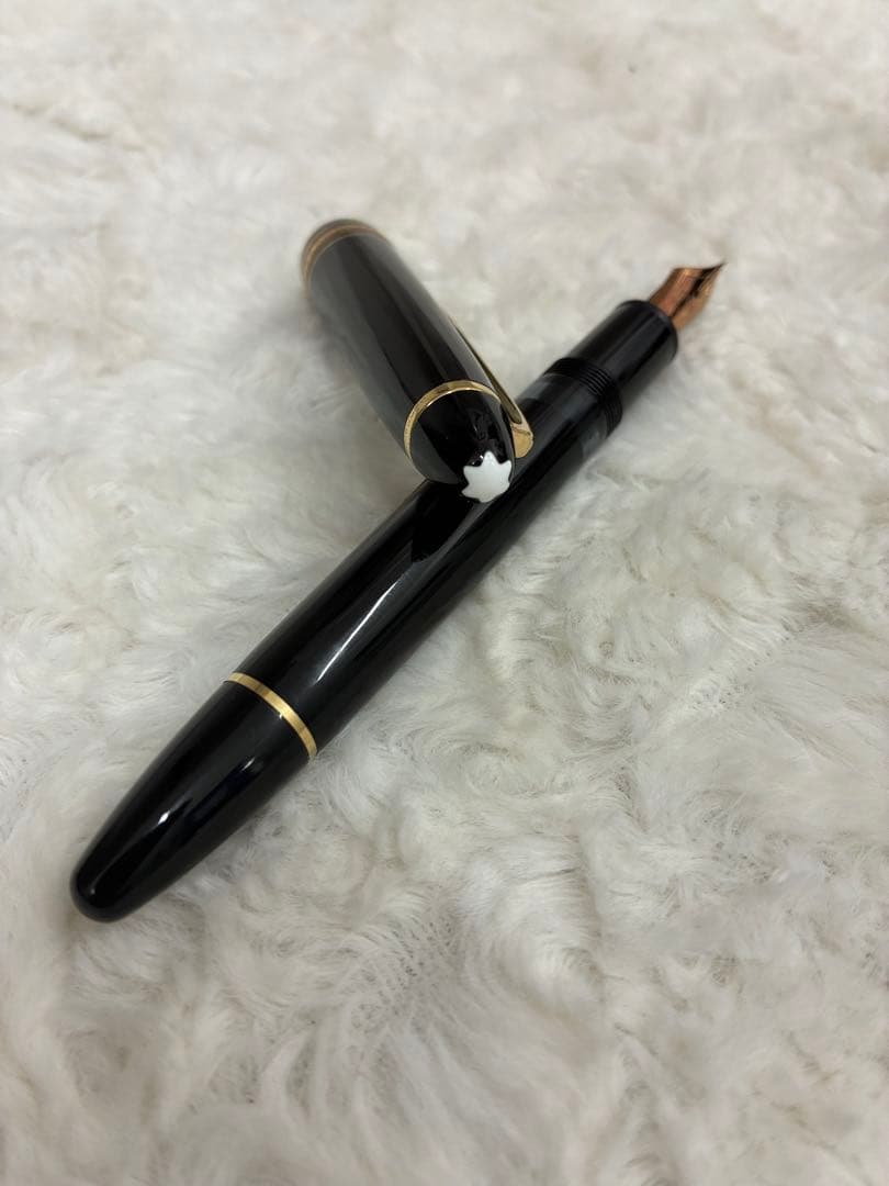 Montblanc 万年筆 黒