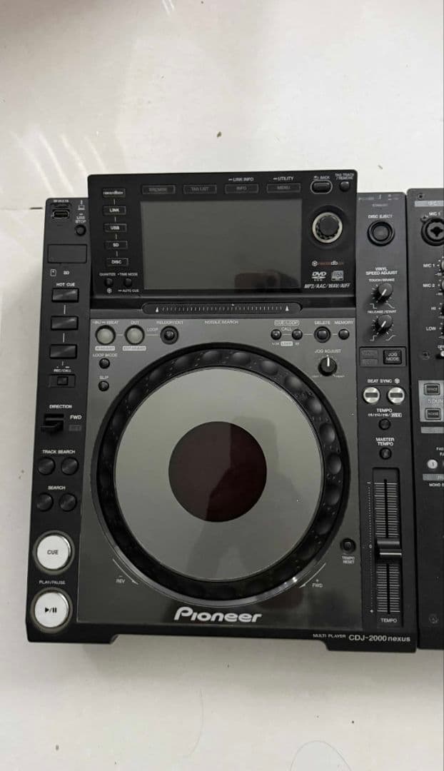 ひろし　CDJ 2000NXS 一台