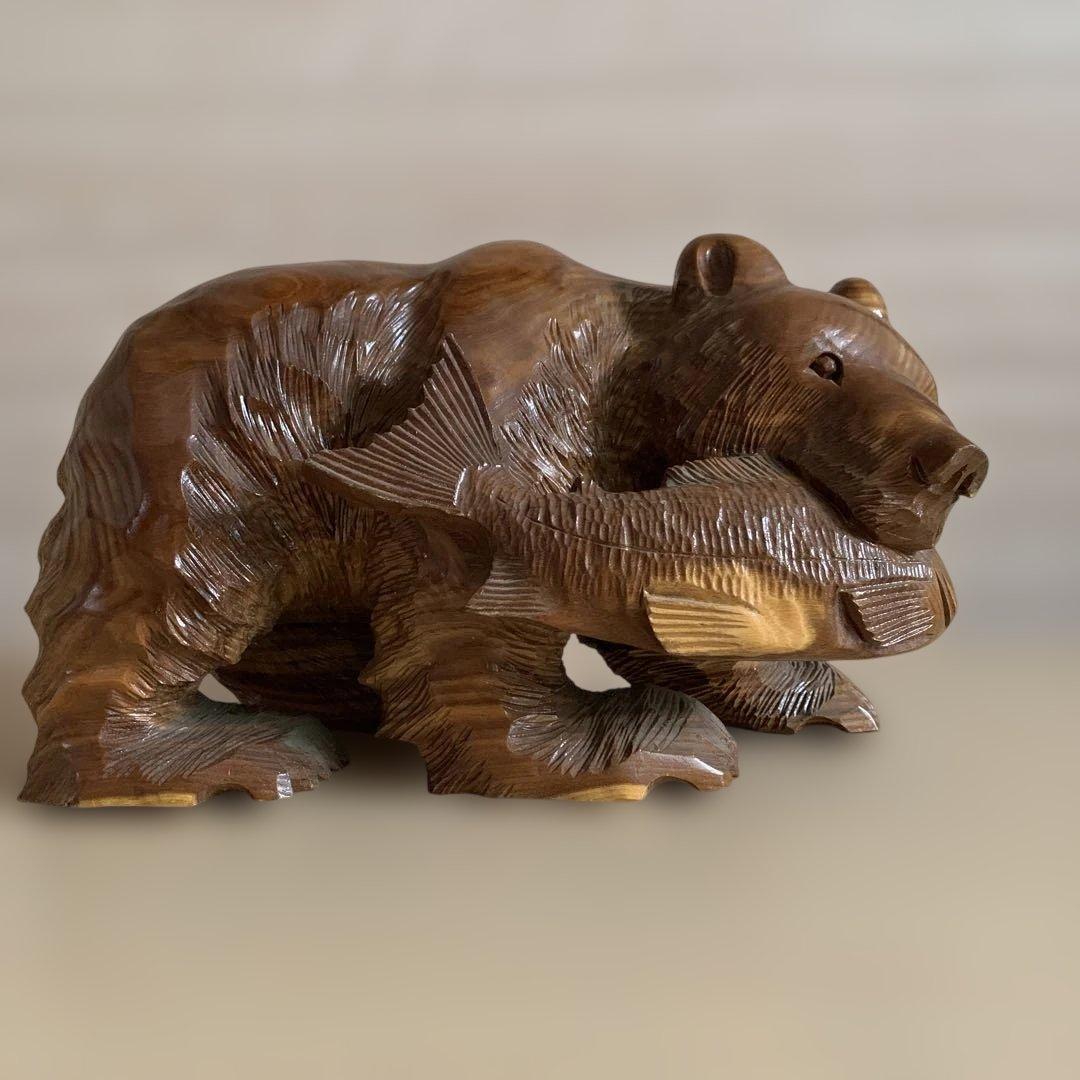 鮭にきちんとアブラビレあり！古民家インテリアにオススメ！昭和時代の木彫りの熊