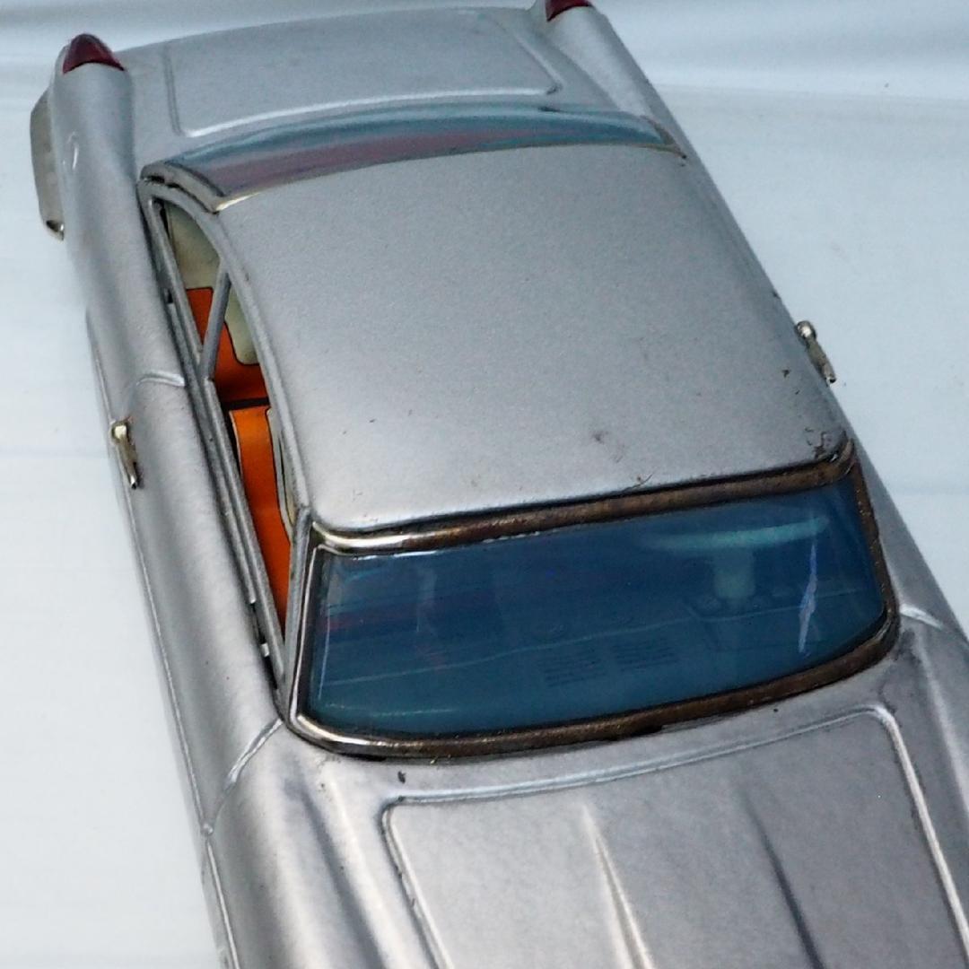 萬代屋 フェラーリ スーパーアメリカ銀色リペイントtinブリキtoy car箱無