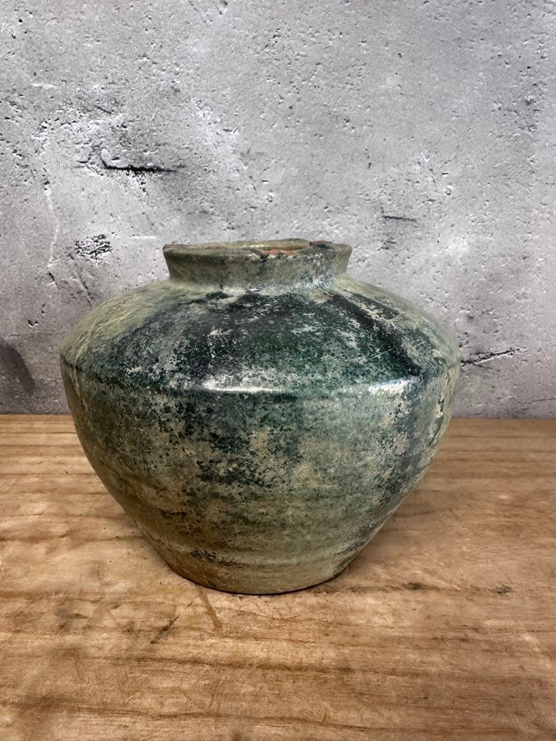 漢時代　緑釉　壺　骨董品　中国古美術　銀化