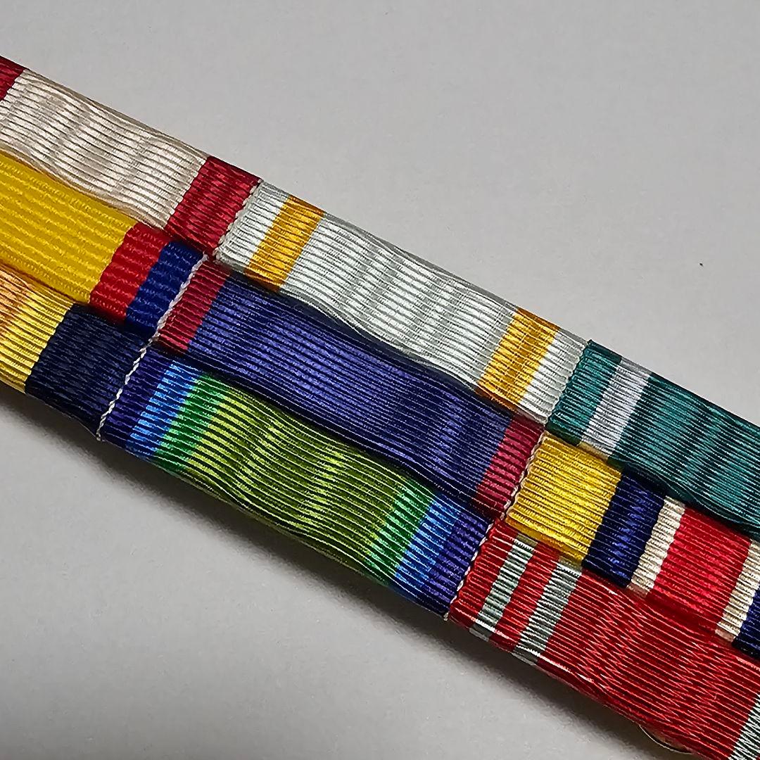 旧軍略綬米軍式に組んだ物9連