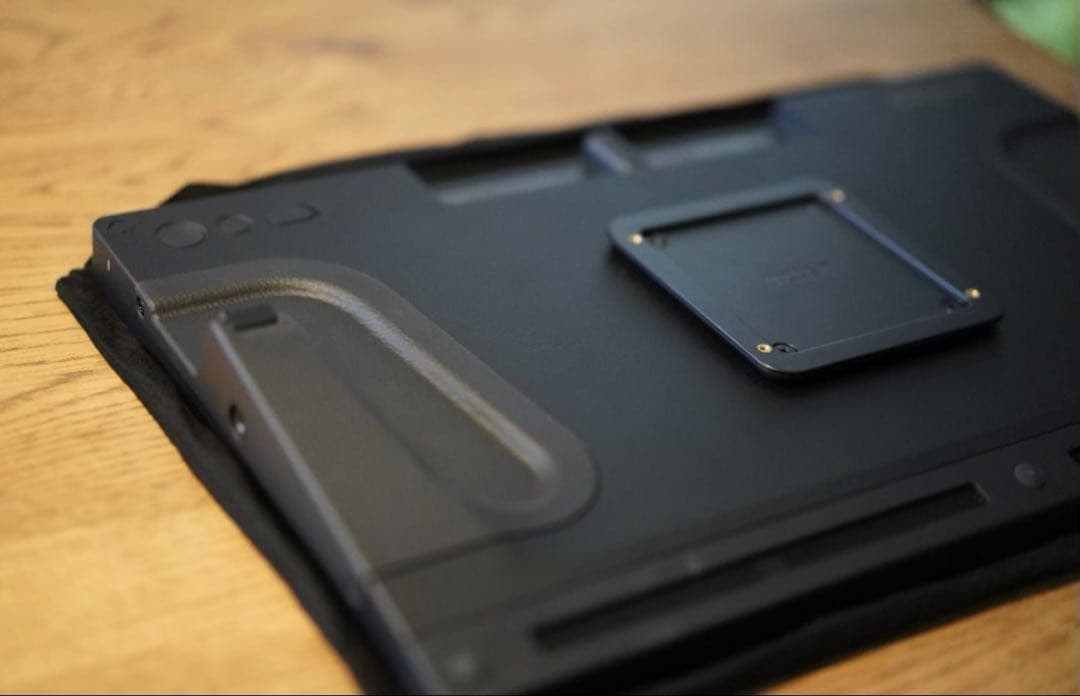 Wacom cintiq Pro 17＋別売り専用スタンド