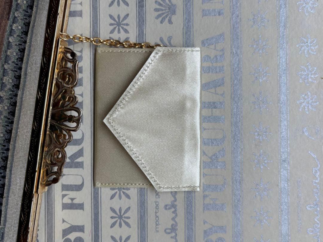 ヴィンテージ刺繍ハンドバッグ